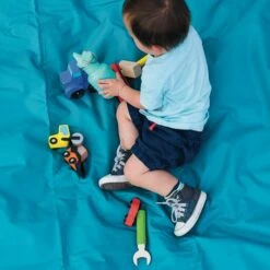 Klean Kanteen Kids Sippy Cup 335ml - Bubble Gum -Camping Sales Store 2019 K12CSIPPY BB BoyWithToys sippy bottle lifestyle 546b46ee ecb4 4709 b7c4 468f4d30e27f