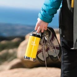 Klean Kanteen Insulated TK Wide With Café Cap 355ml - Brushed Steel -Camping Sales Store K12TKWPCC BC hand rocks lifestyle e1537579 685c 41b5 ab6e 47182ddd9812