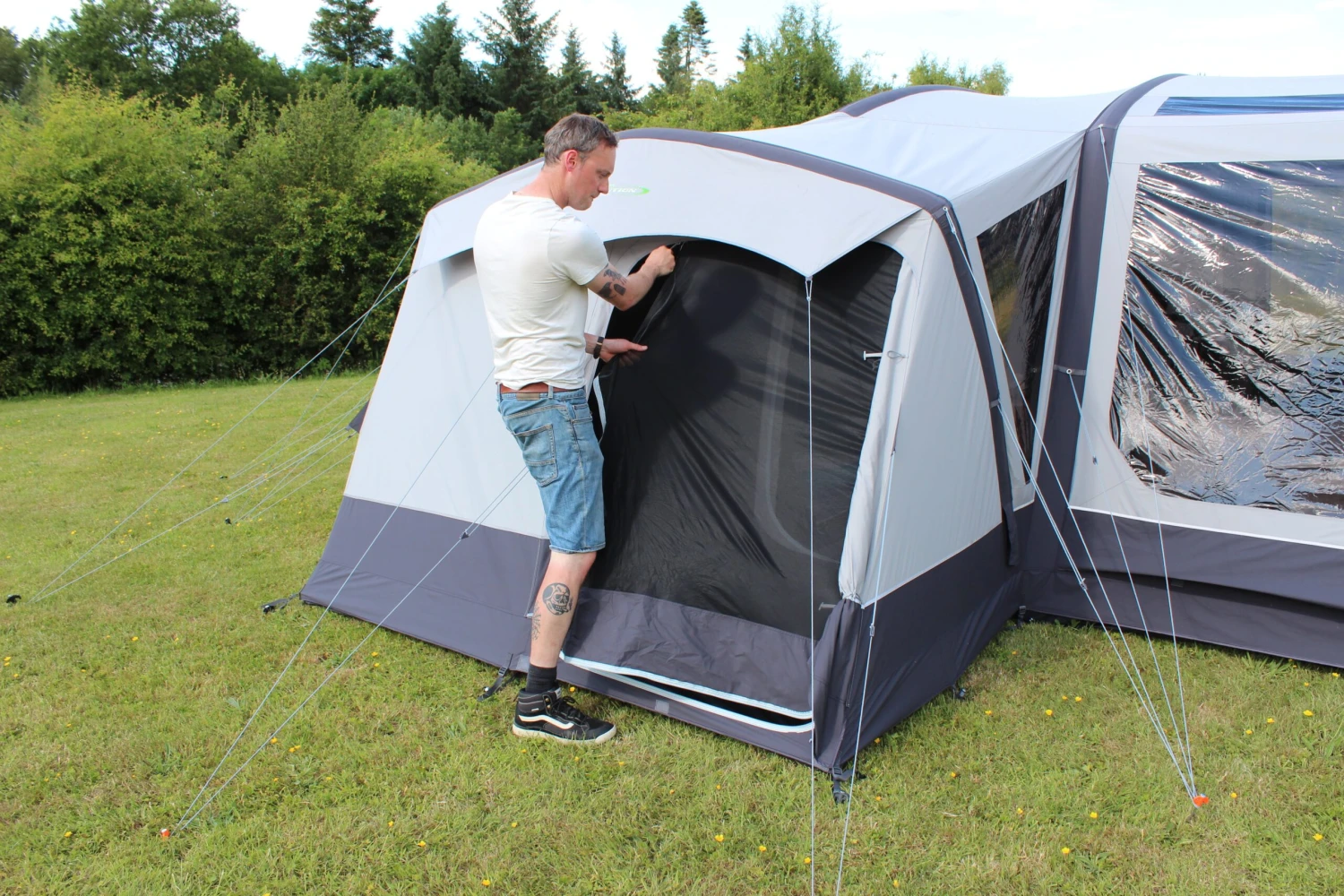 Outdoor Revolution Kalahari PC 9.0 DSE Air Tent 6 Outdoor Revolution Kalahari PC 9.0 DSE Air Tent - Image 6